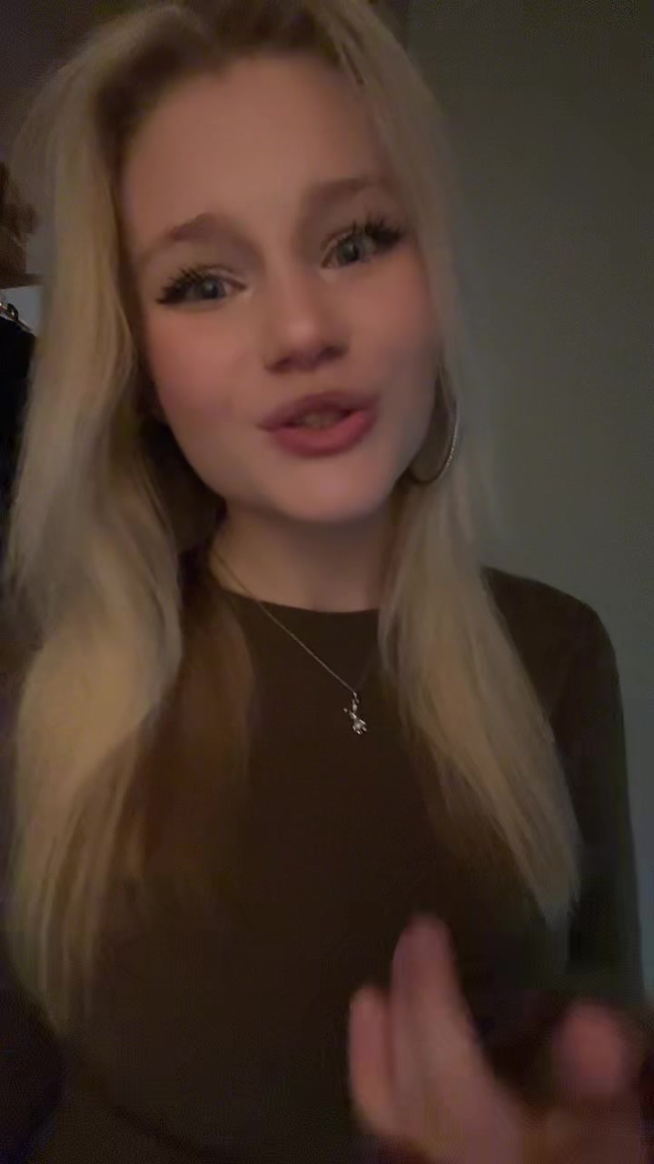 @blondinkaaaa