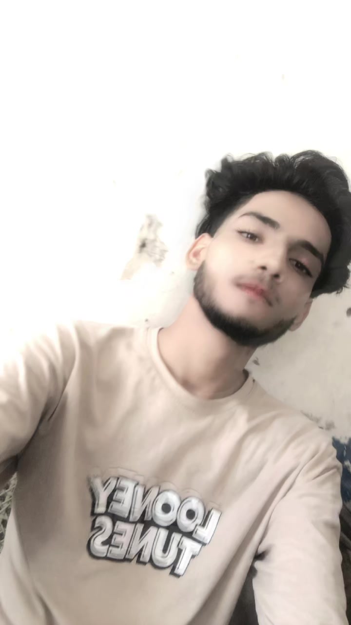 @𝙍𝘼𝙉𝙅𝙃𝘼 🤌