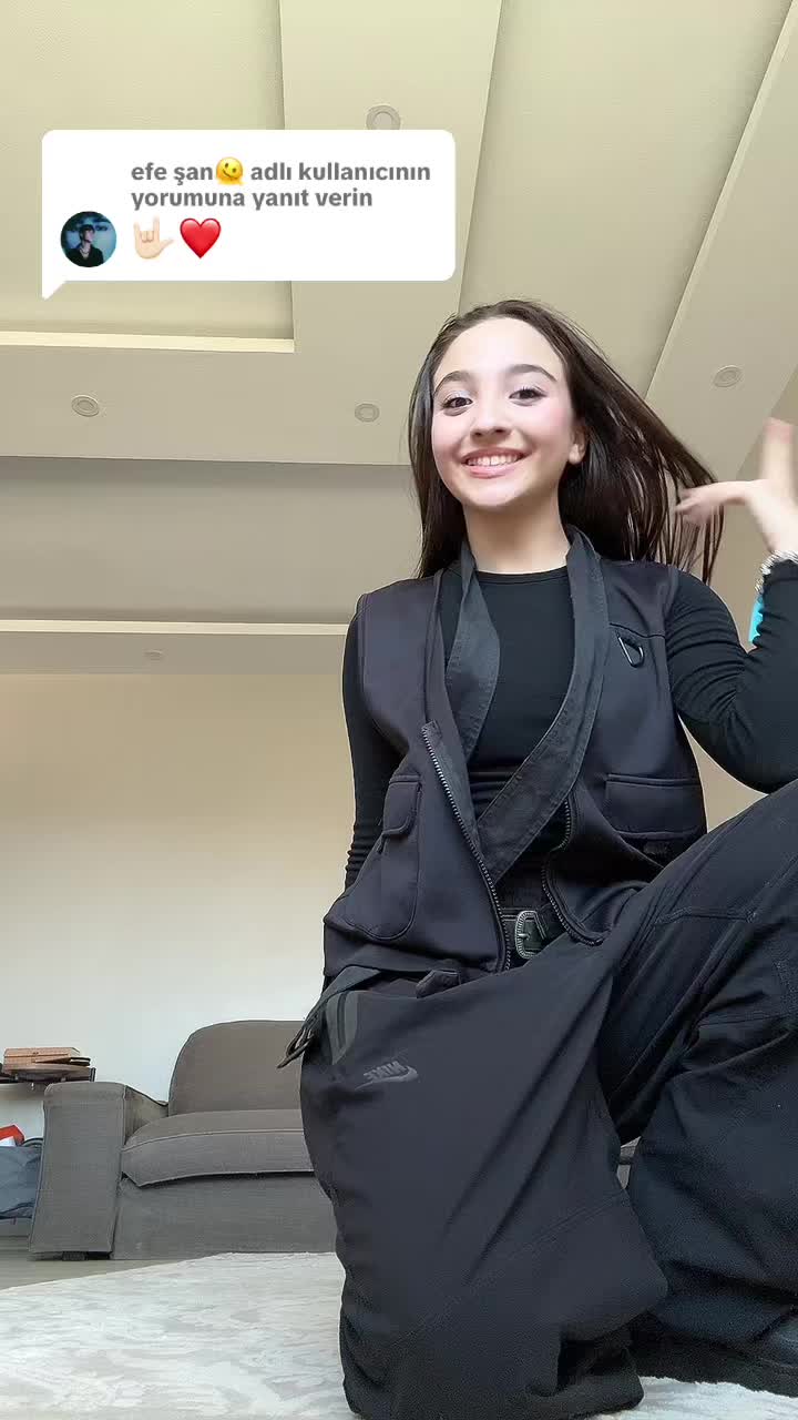 @Ayza✨