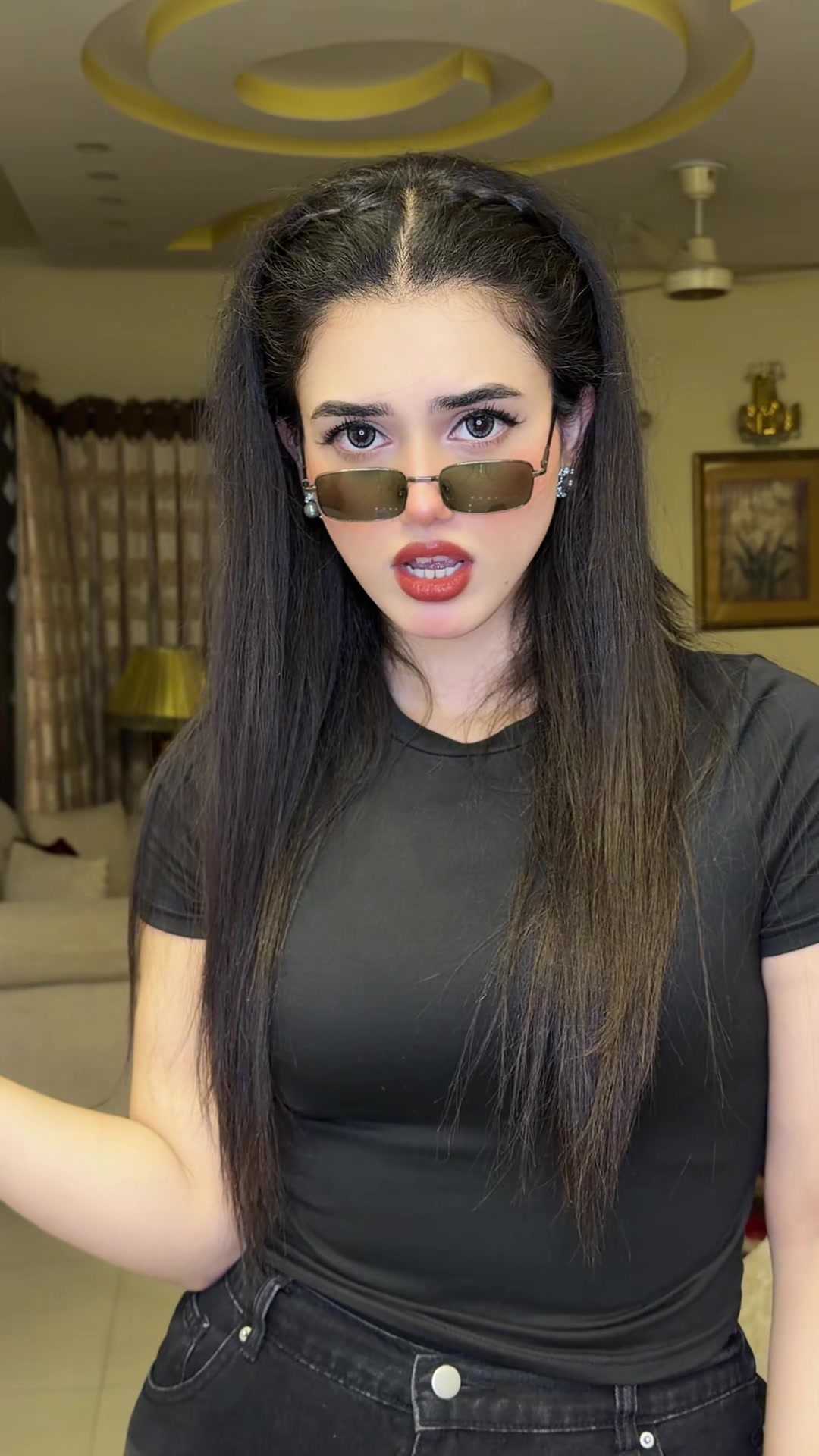@Alina Amir