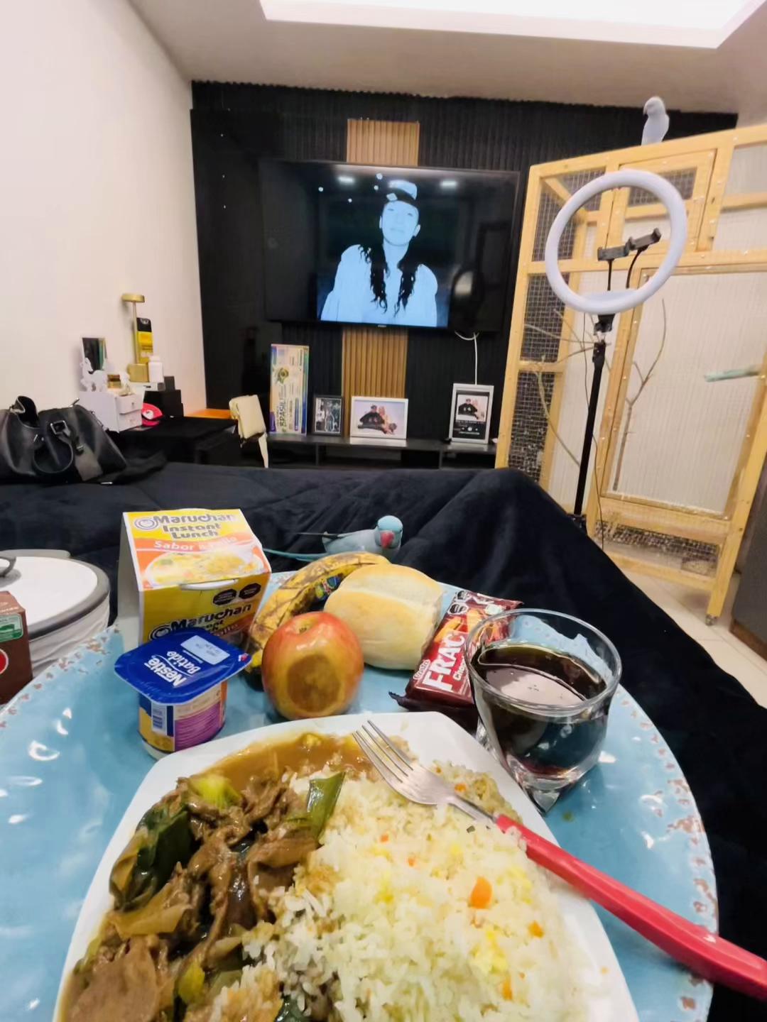 @Yalunaa777