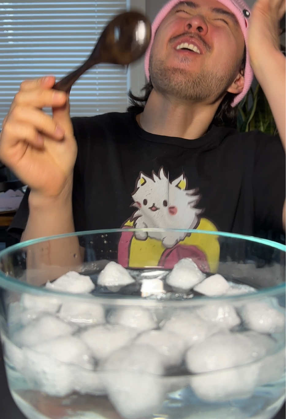@AlexEatsWorld 😋