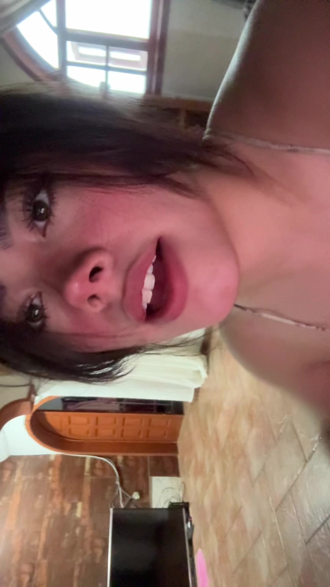 @isabellazoeyc
