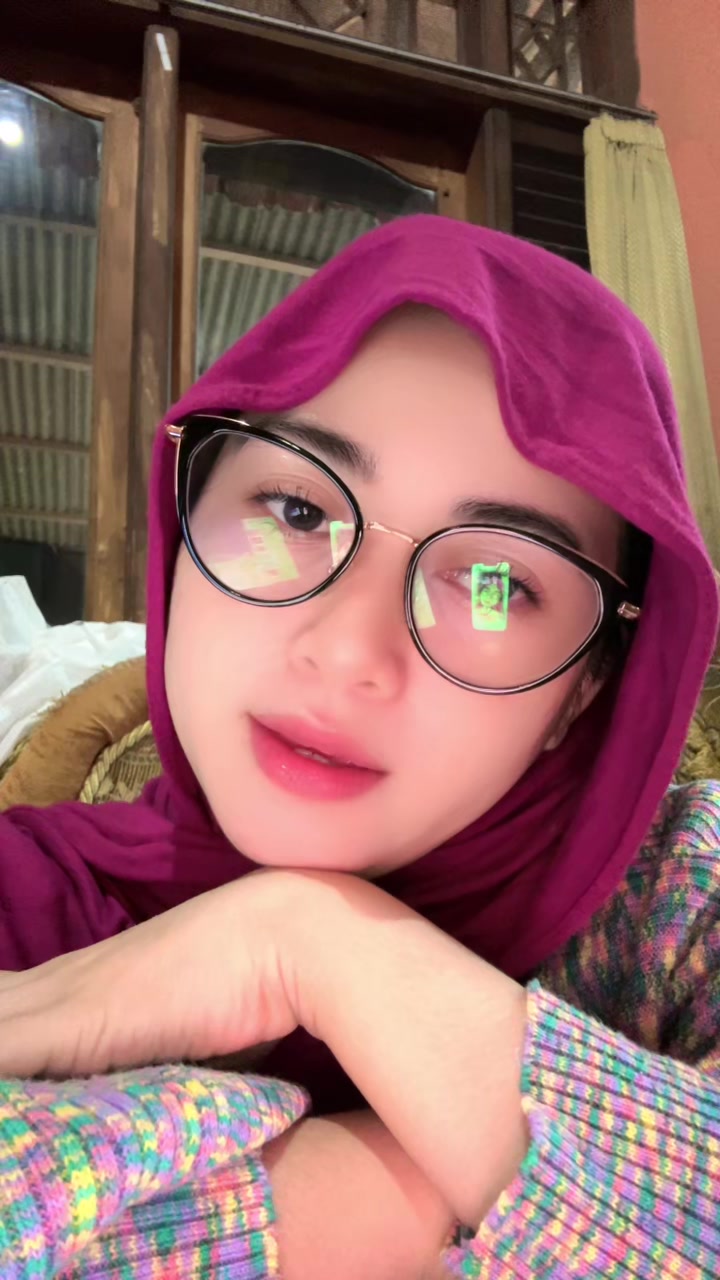 @Nanad🦋