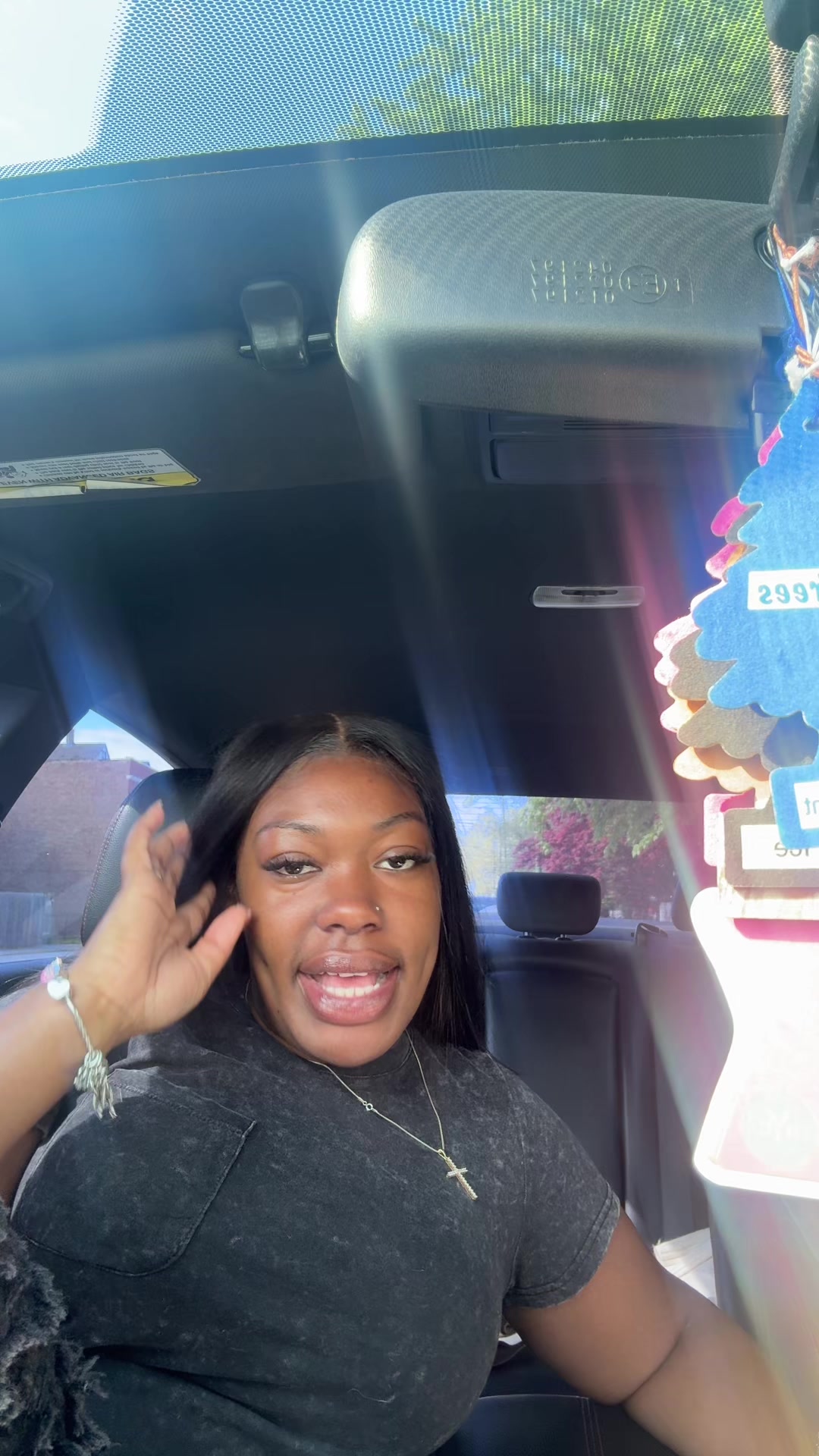 @MelaninMonroe