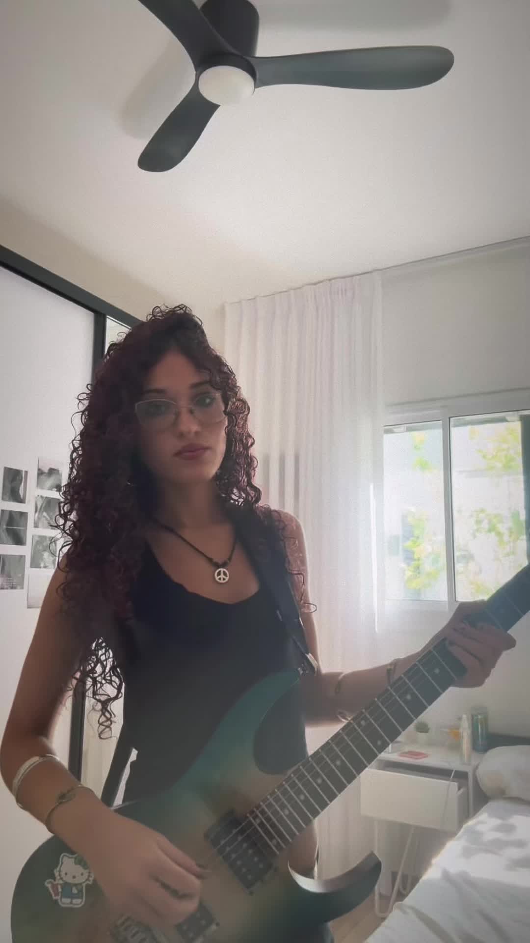 @נועה