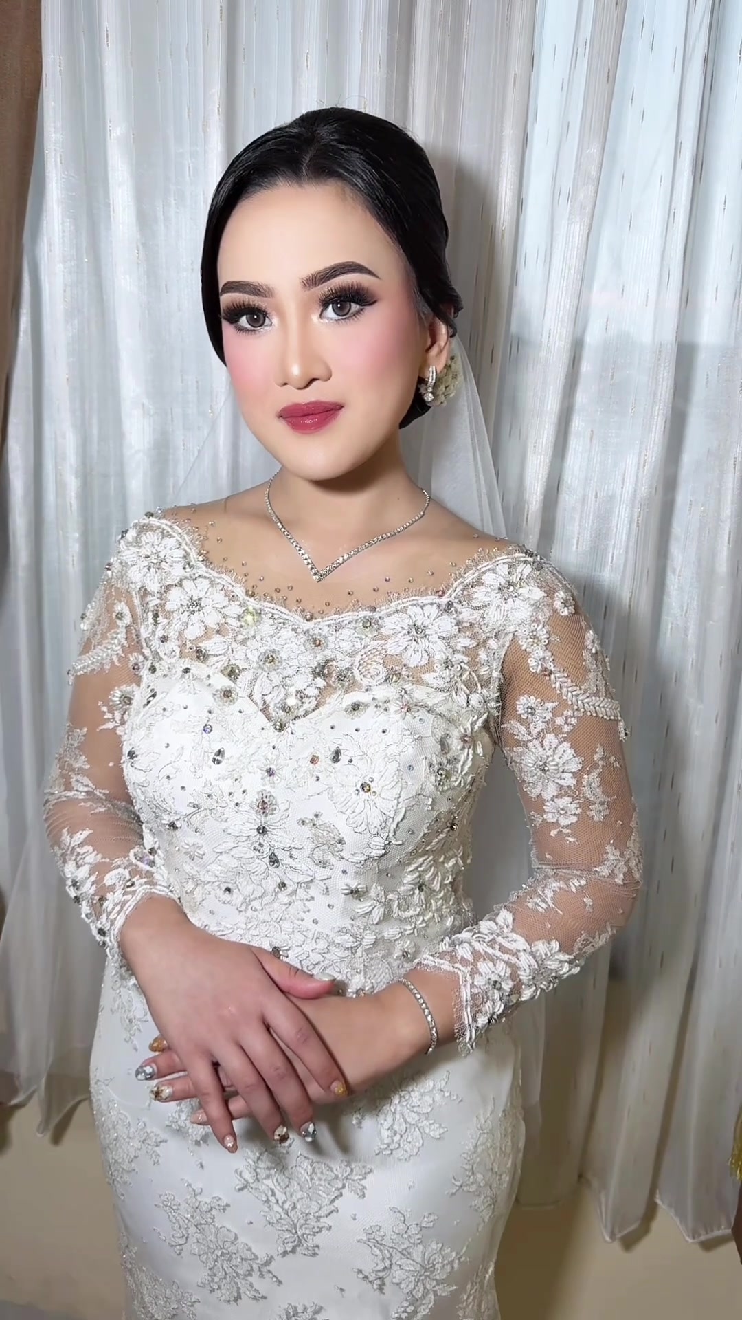 @Henipriskamakeup
