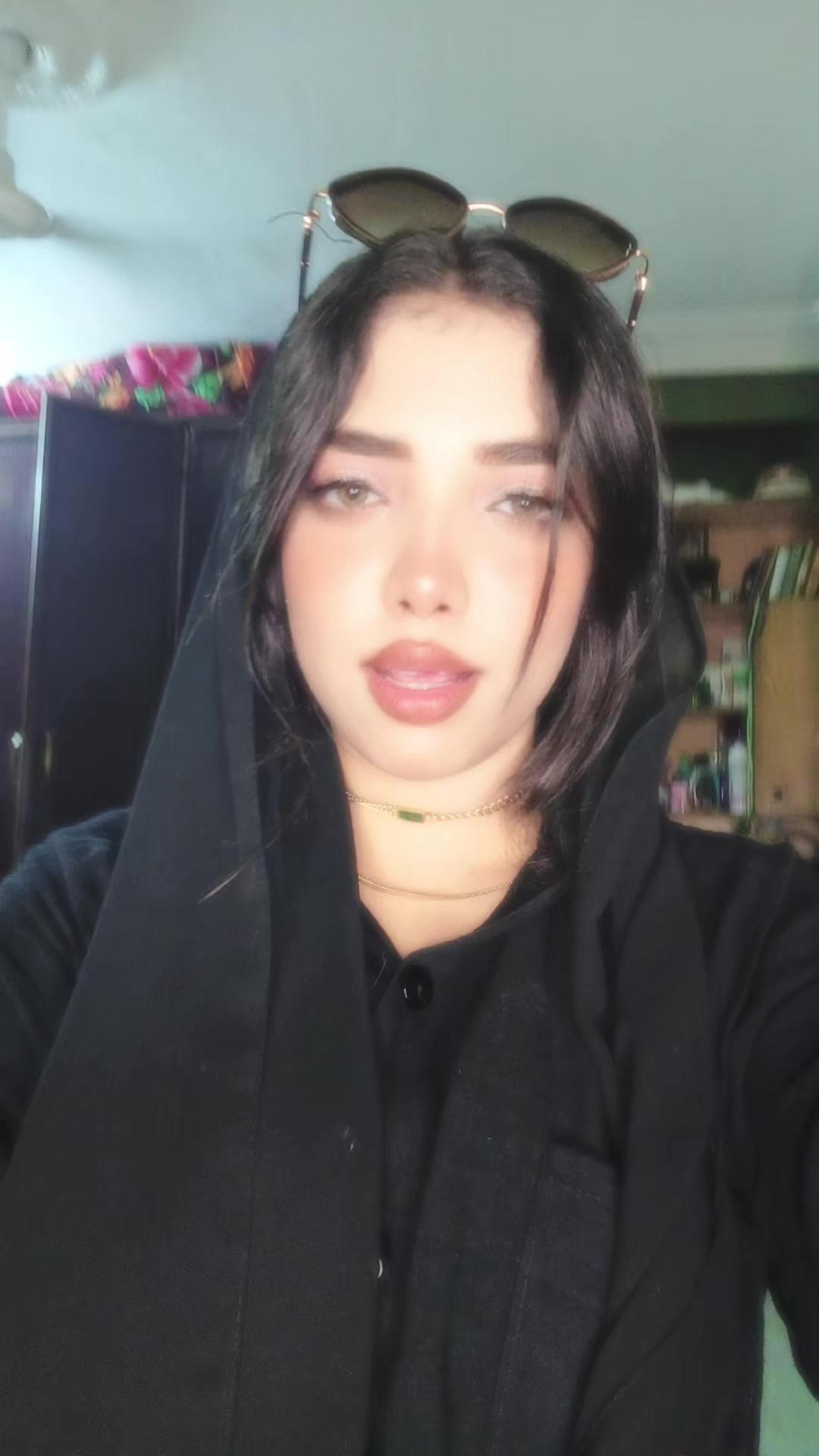 @ساره