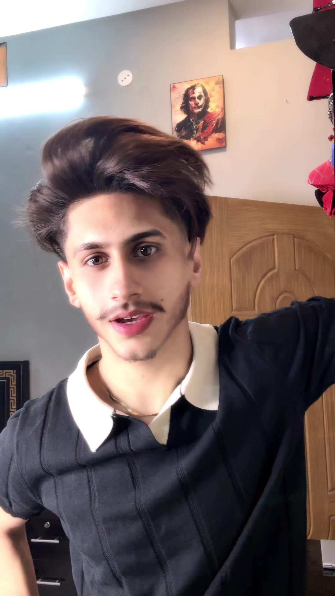 @ہادی خان 🦇