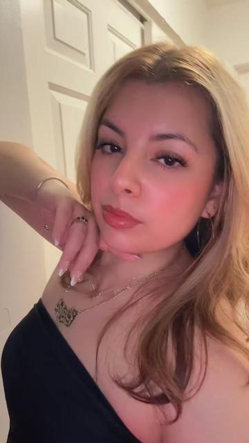 @Theyluvv.Chechi