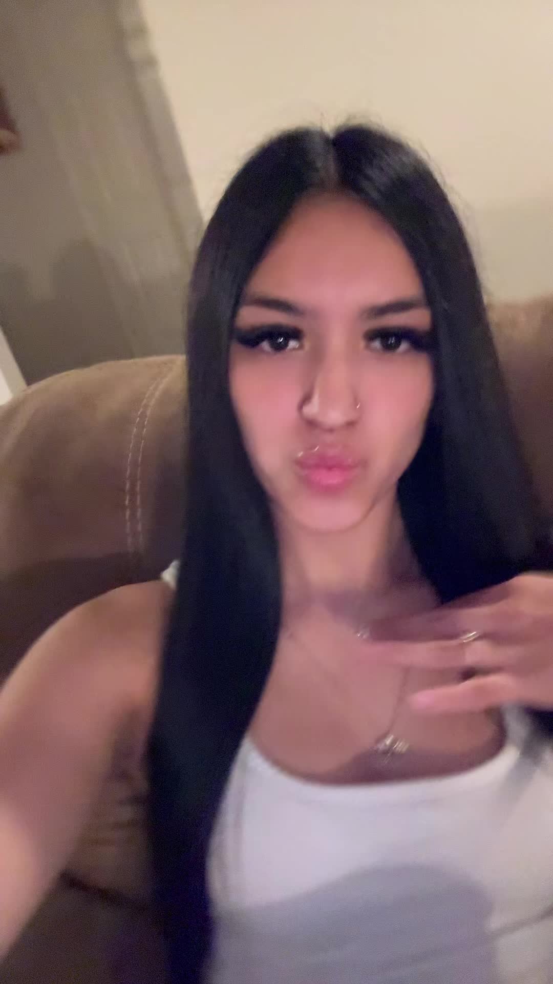 @jazzlyn ᥫ᭡.