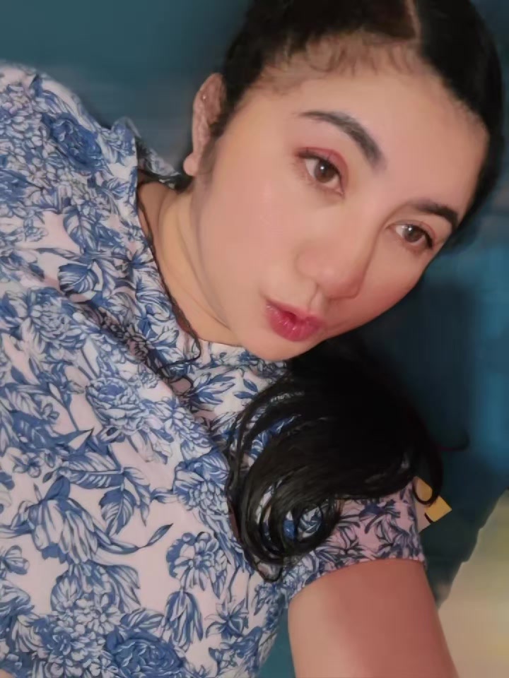 @yully_lay29