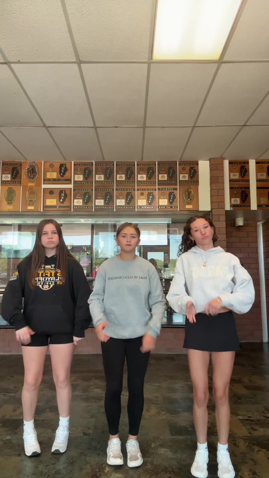 @𝐀𝐯𝐞𝐫𝐢𝐦𝐚𝐫𝐥𝐞𝐧𝐞🪽