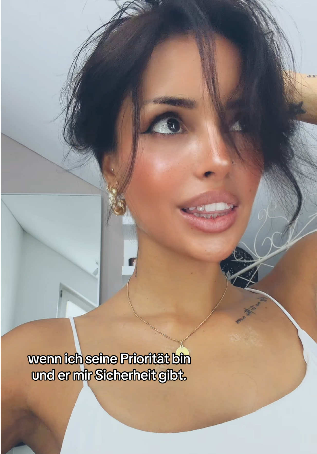 @𝐥𝐚𝐮𝐫𝐚
