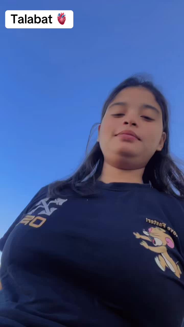 @(Nishubattra) world queen 👸