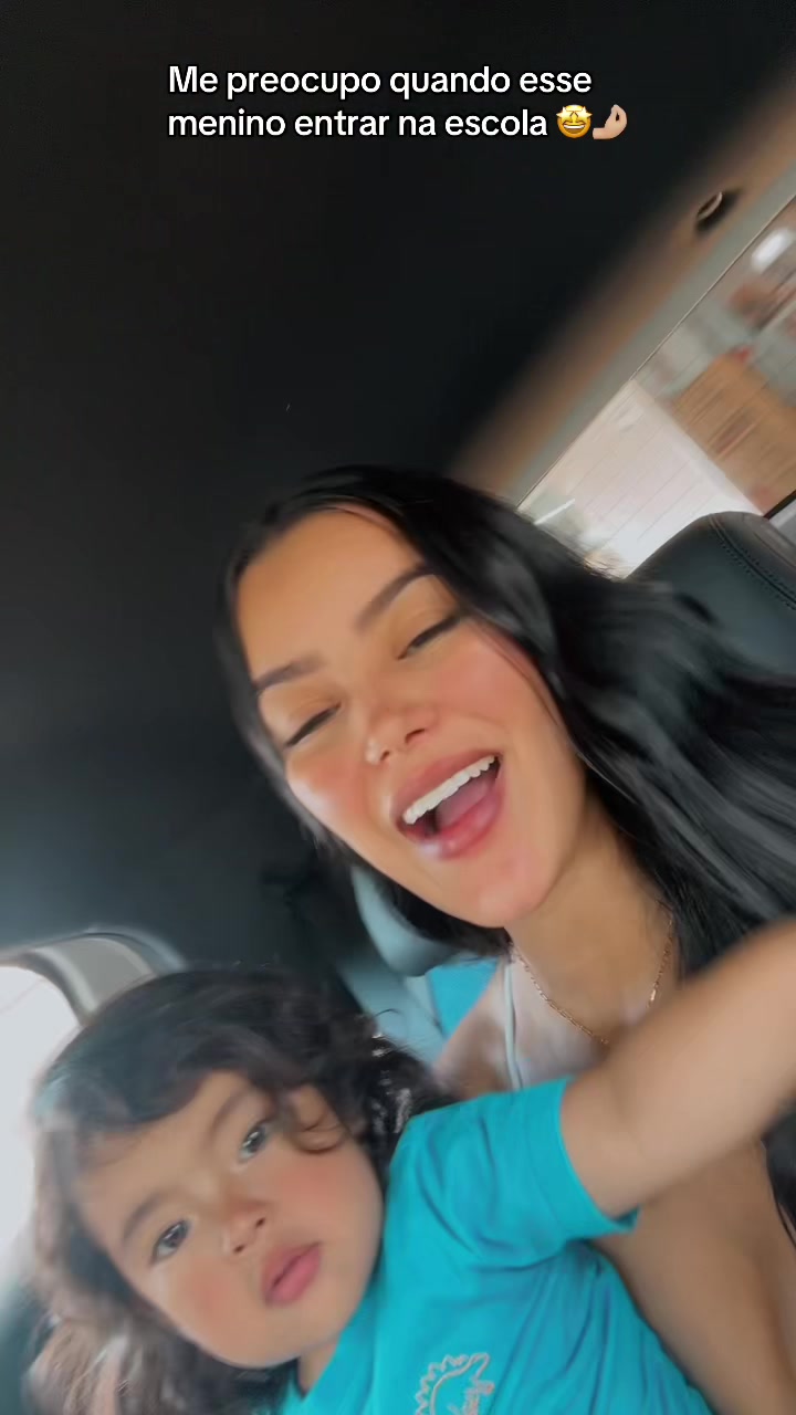 @tatypiresof