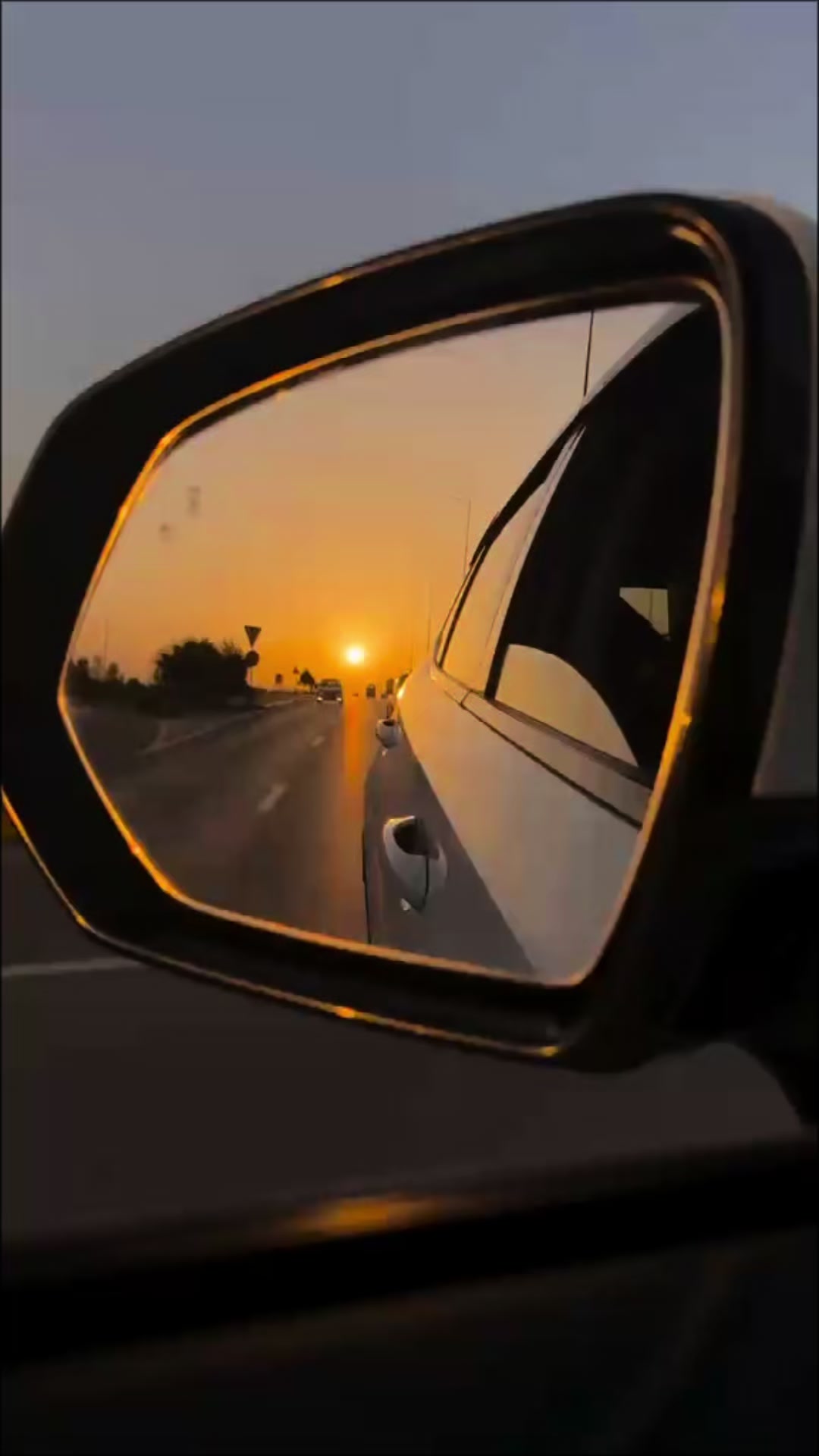 @جميلة بروحي ماتواضعه بأخلاقي