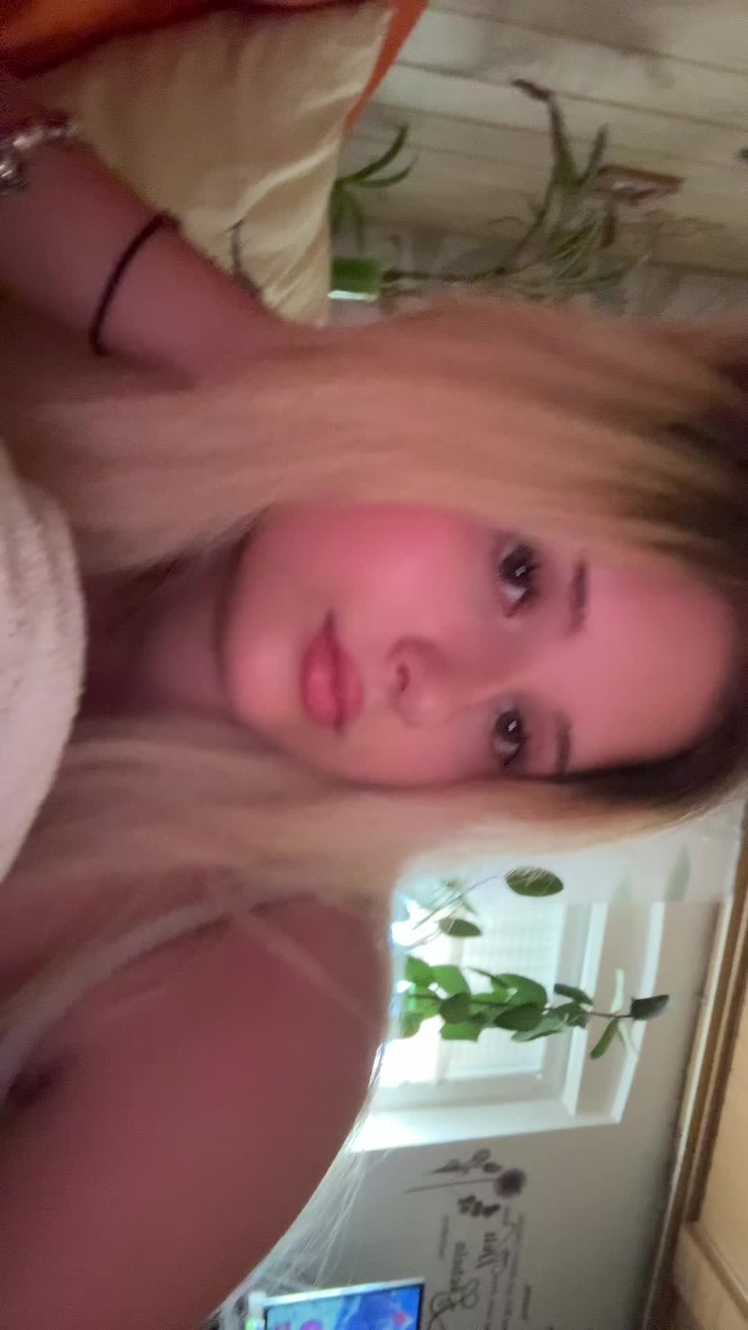 @EMMI💕