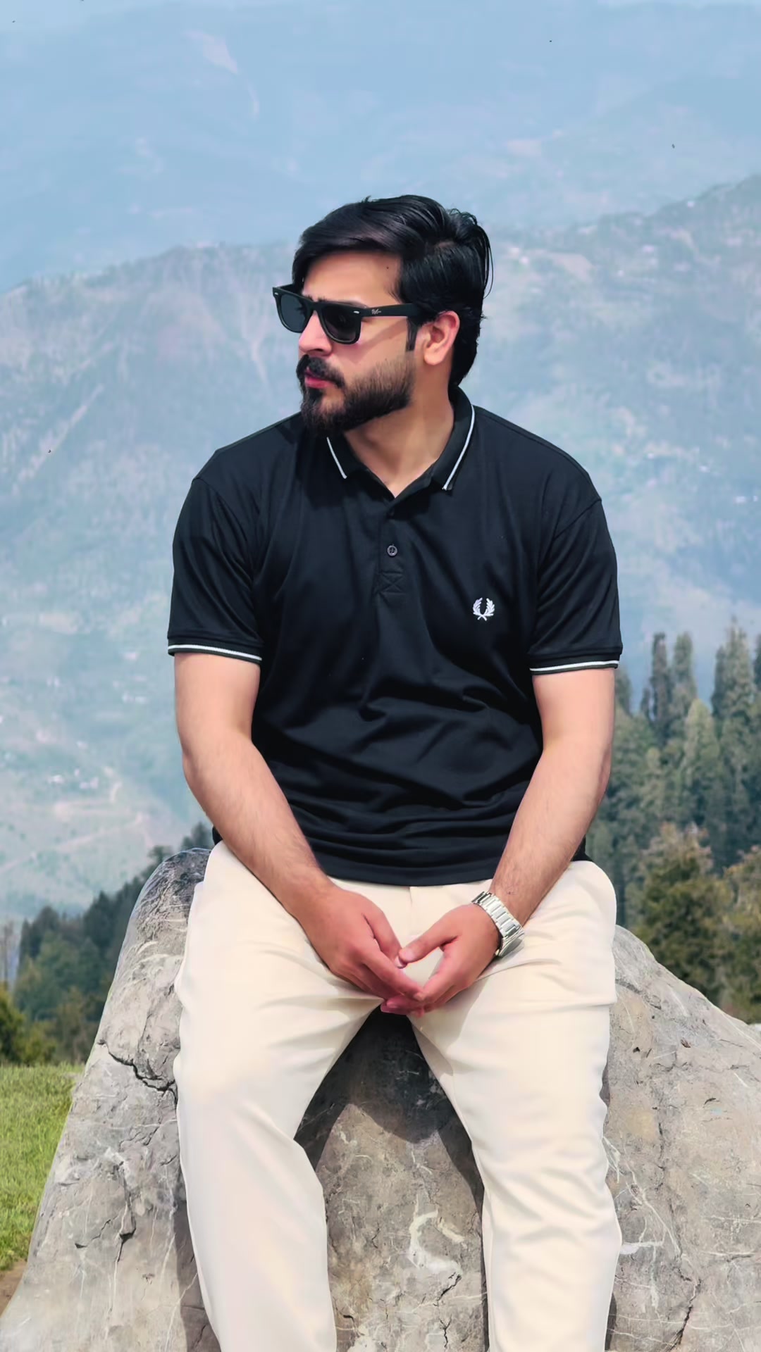 @عزیز خان 🚩