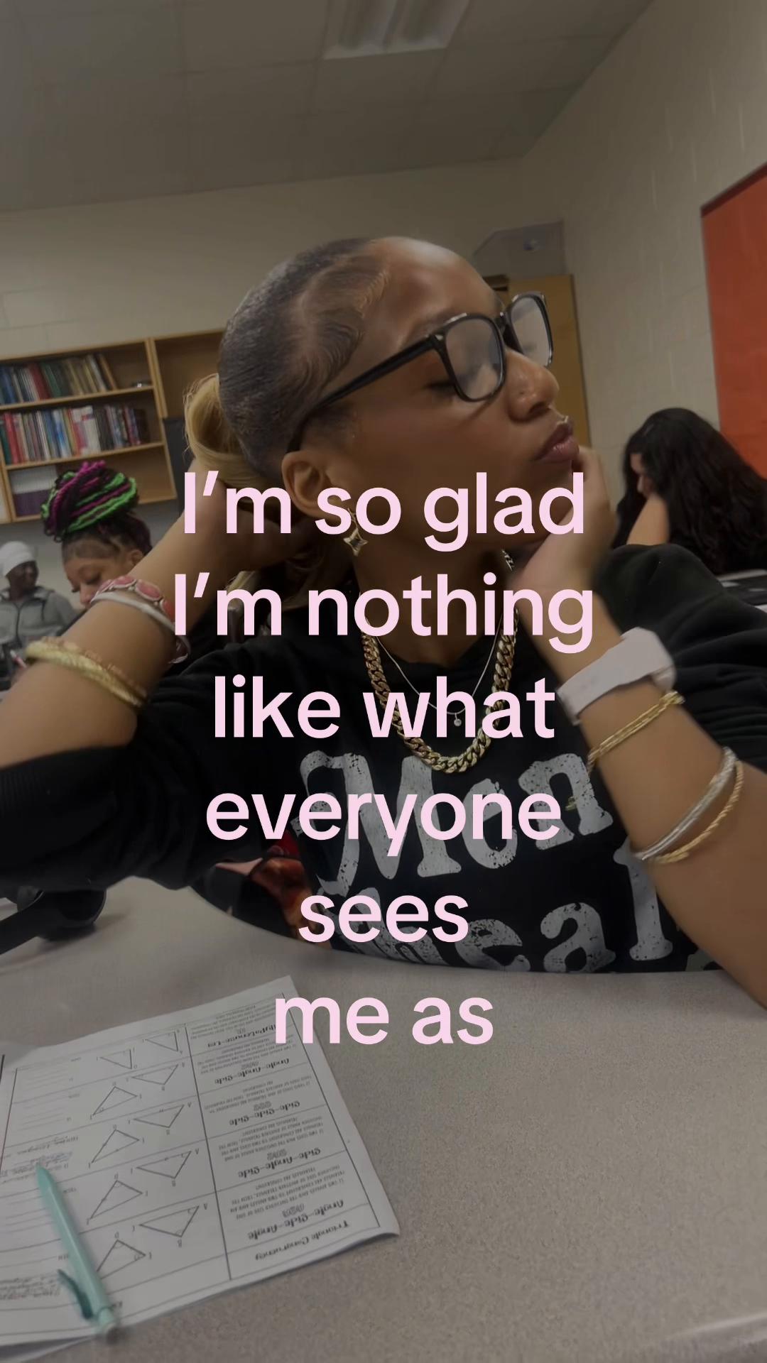 @whoiskori?