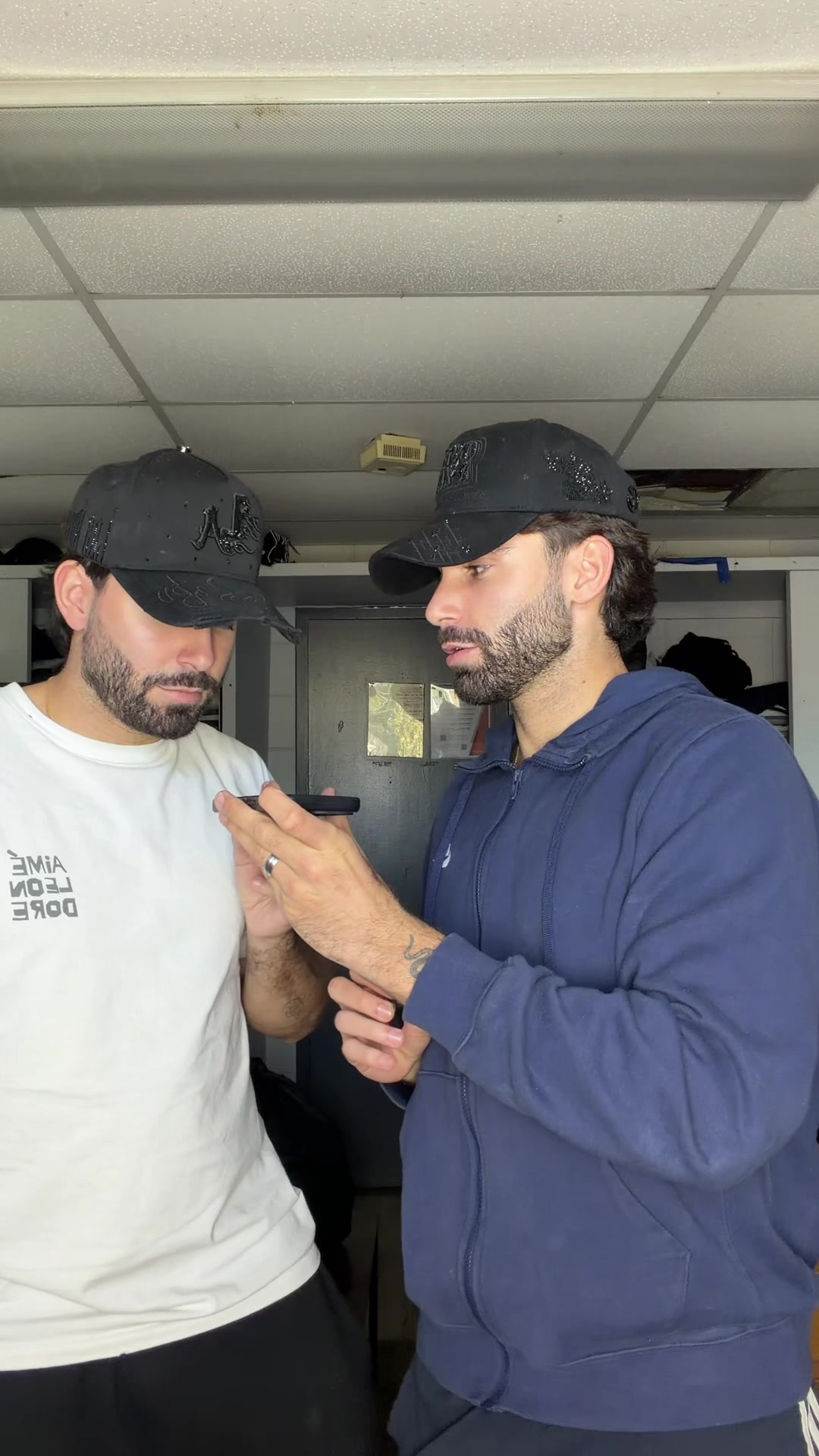 @Saer