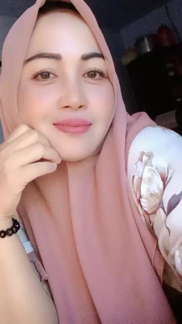 @MAMY,BOHAY,JBR,🇮🇩