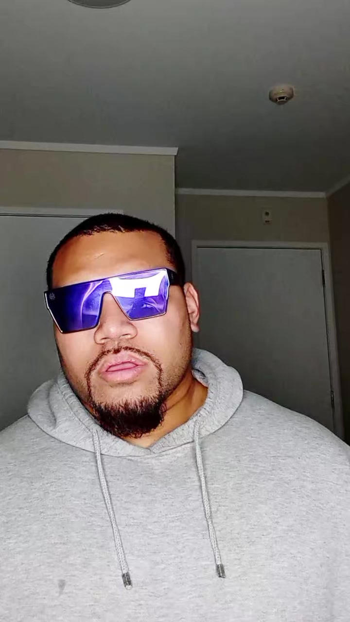 @𝕮𝖍𝖆𝖒𝖕𝖎𝖔𝖓𝕶𝖑𝖆𝖝𝖝84