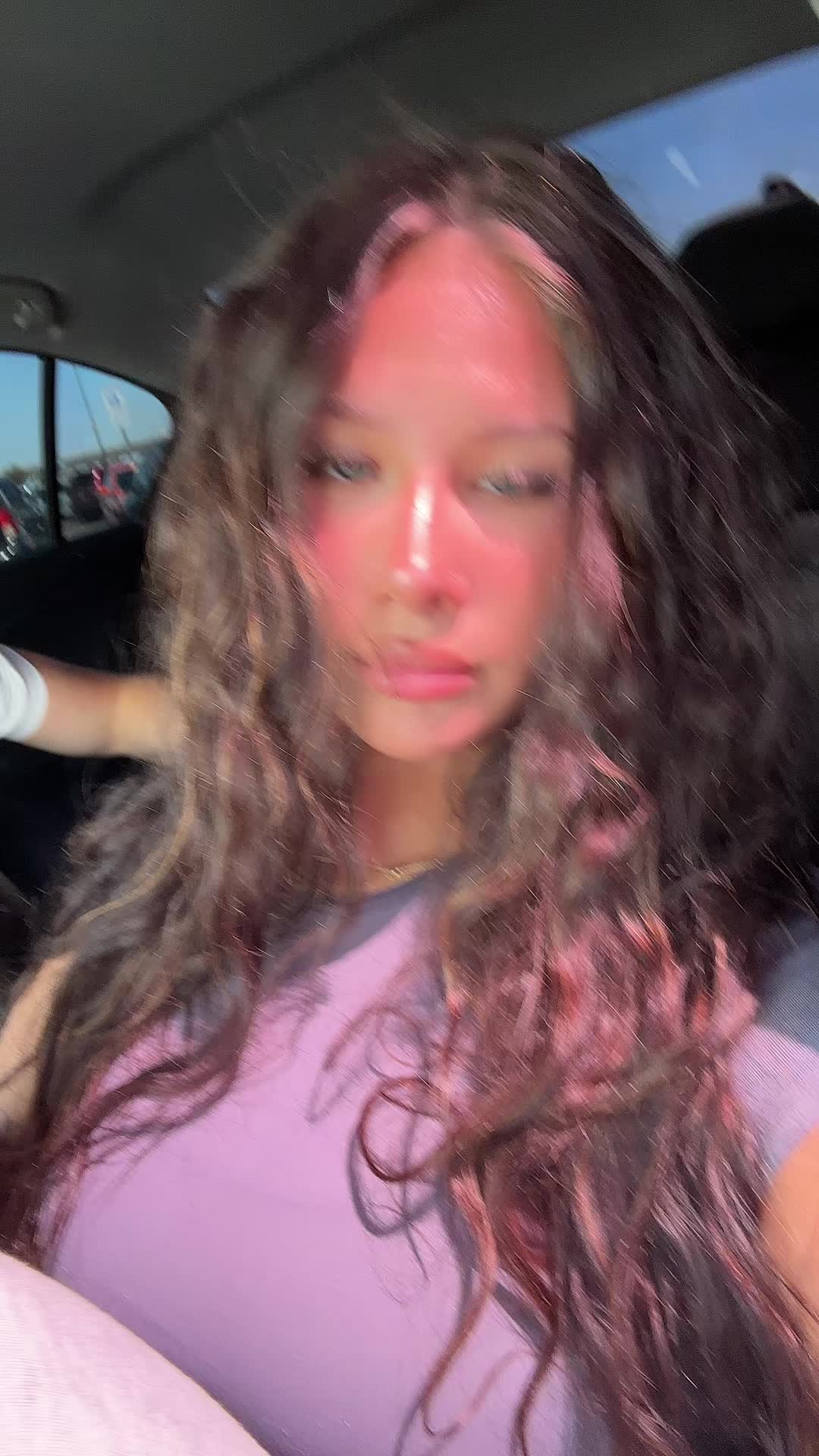 @Emi