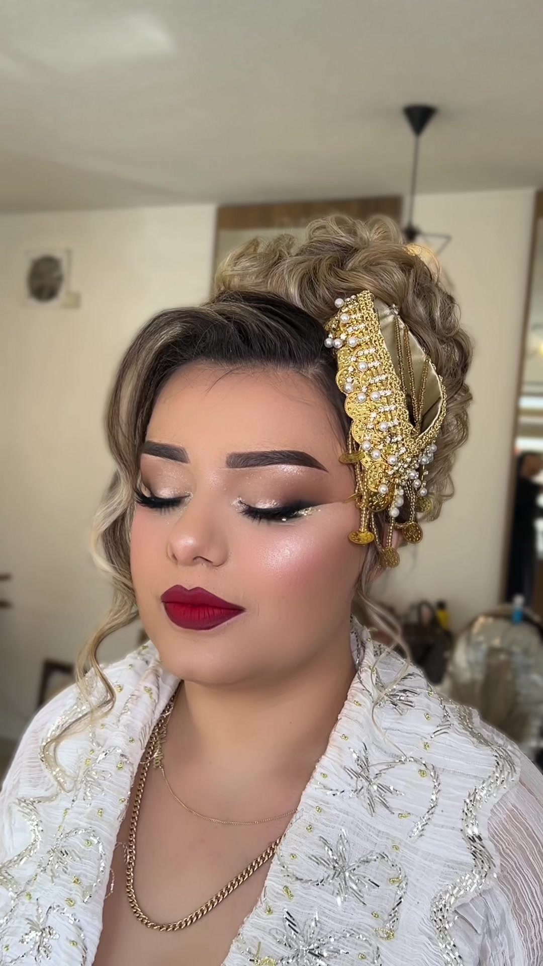 @Matianah_makeup_brows