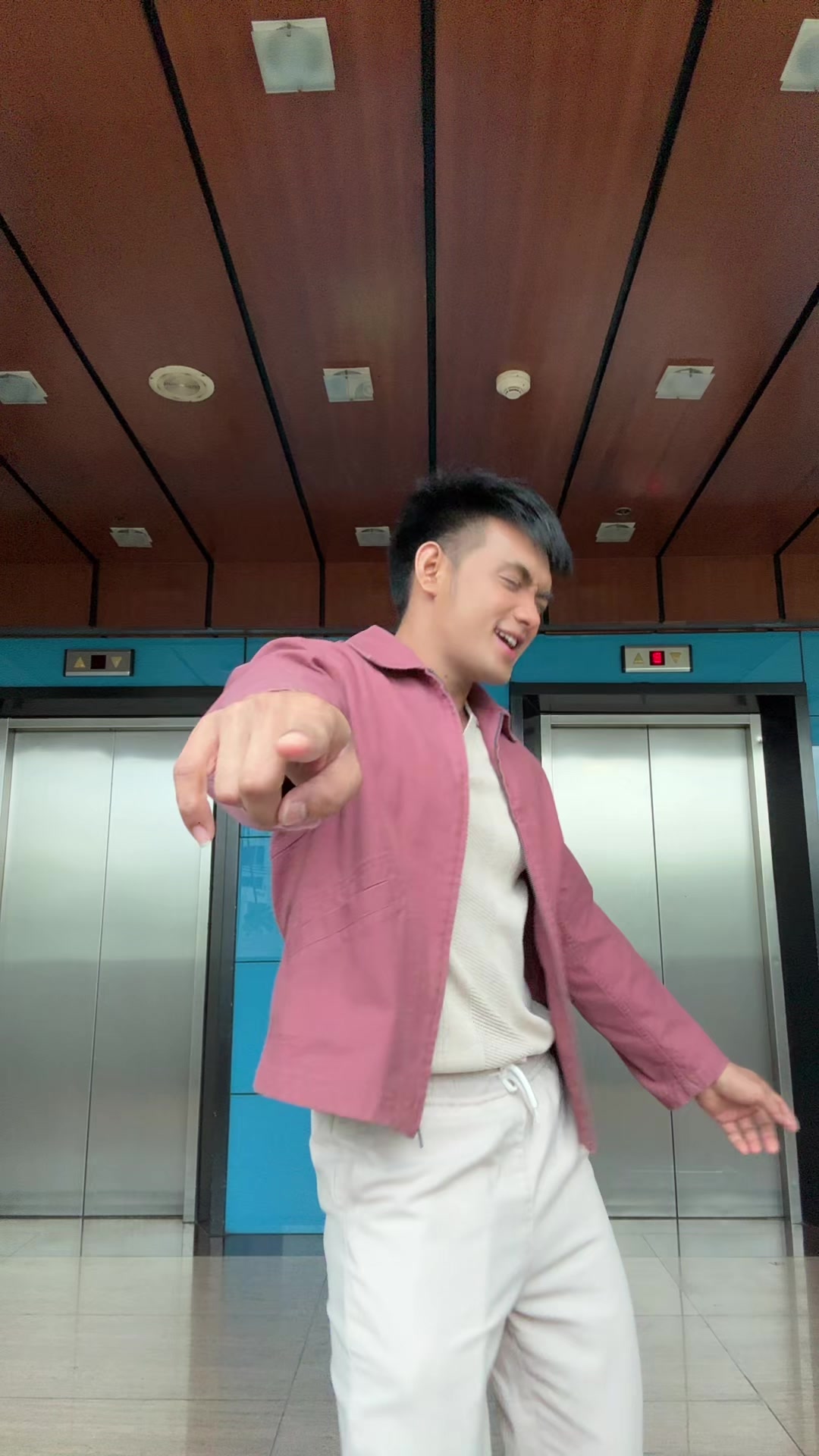 @markabrenica27