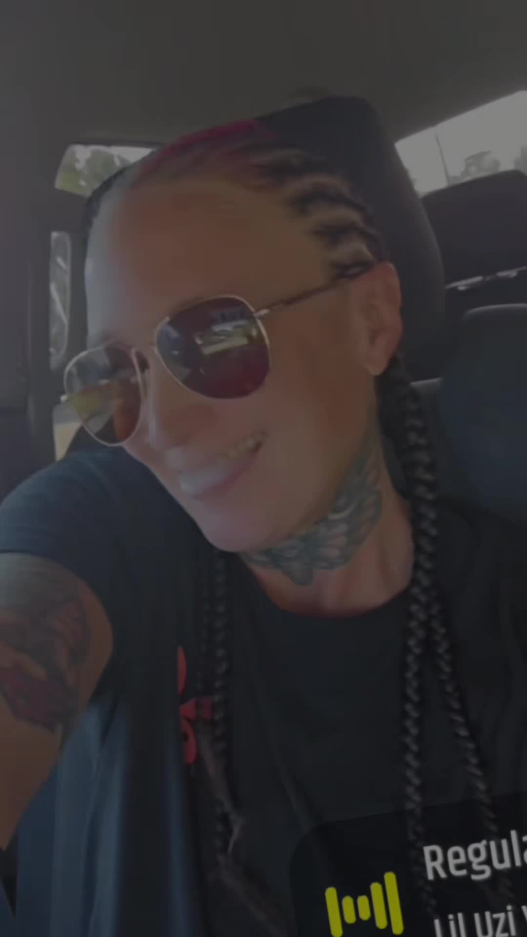 @🍍yagirlTrouble83🍍