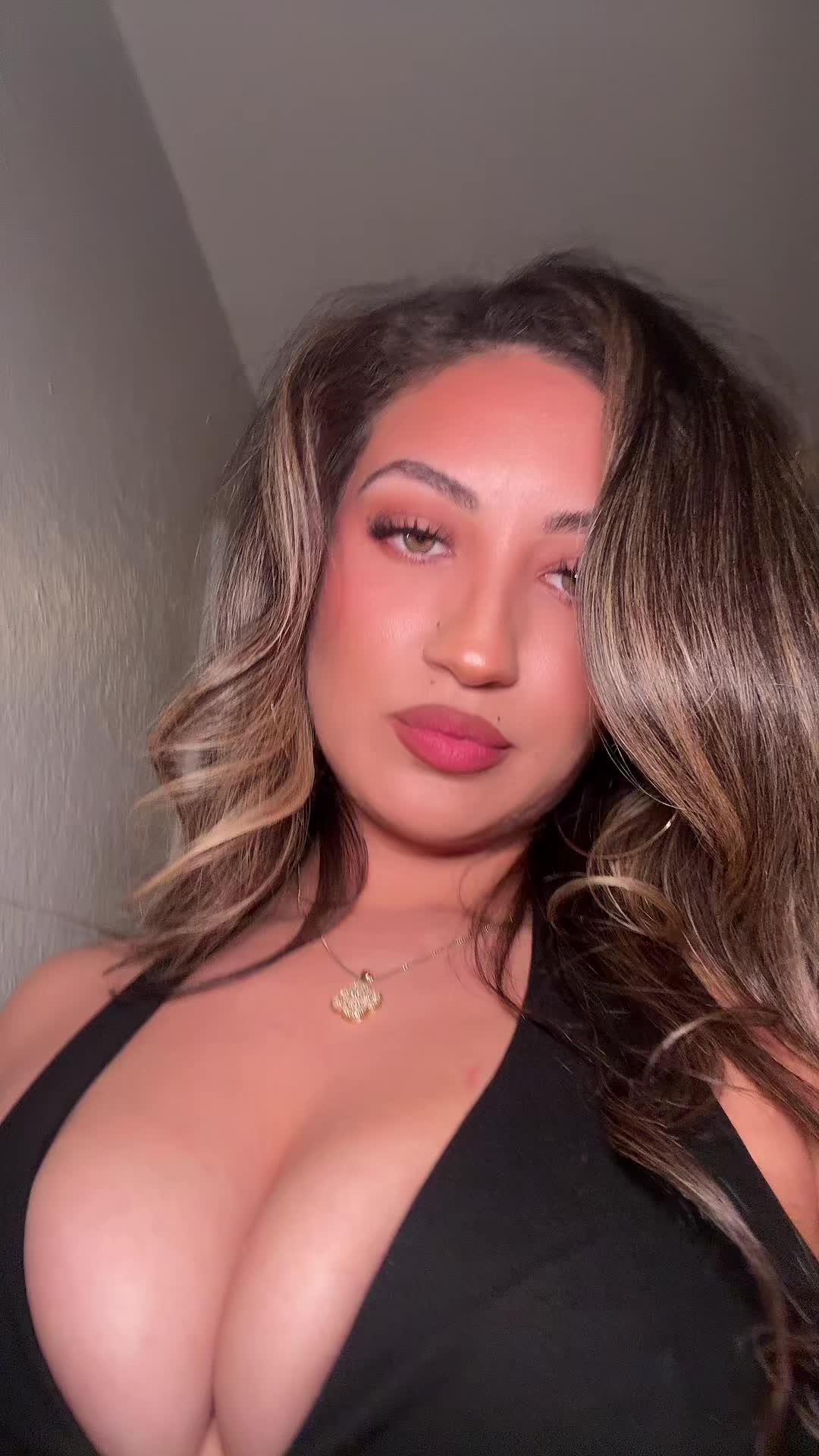 @_desibabi_