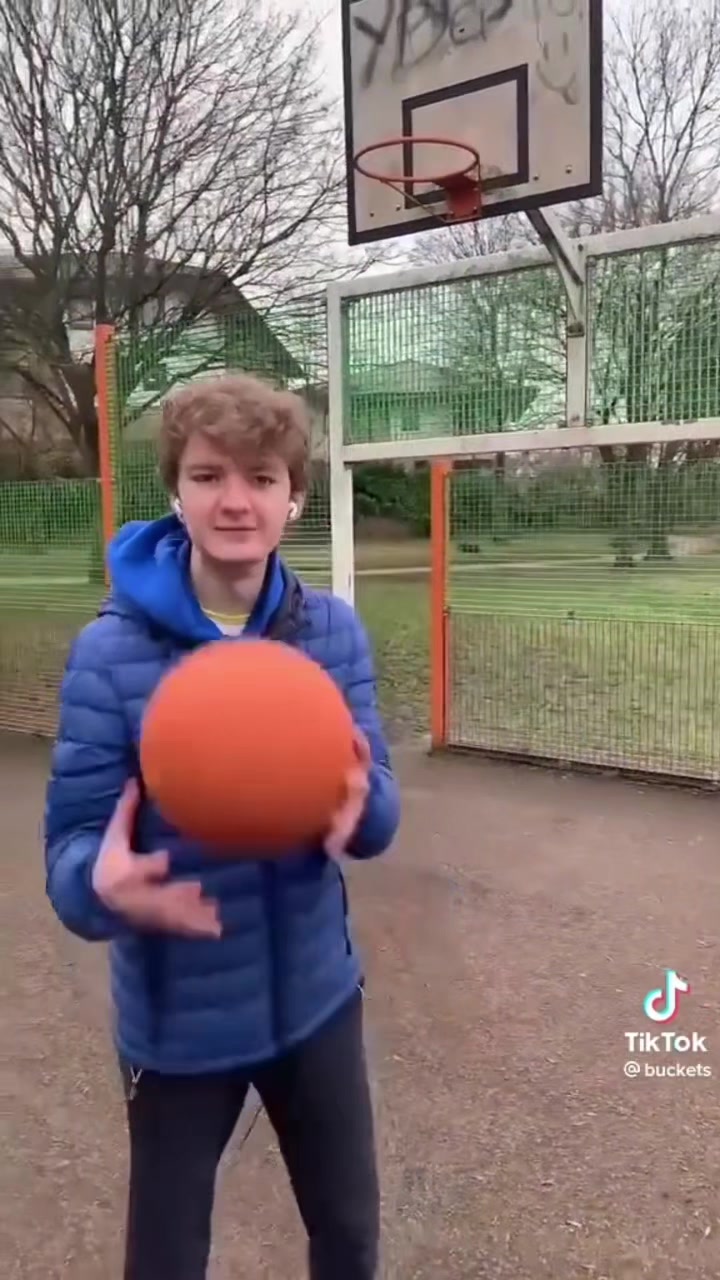 @spursnstuff
