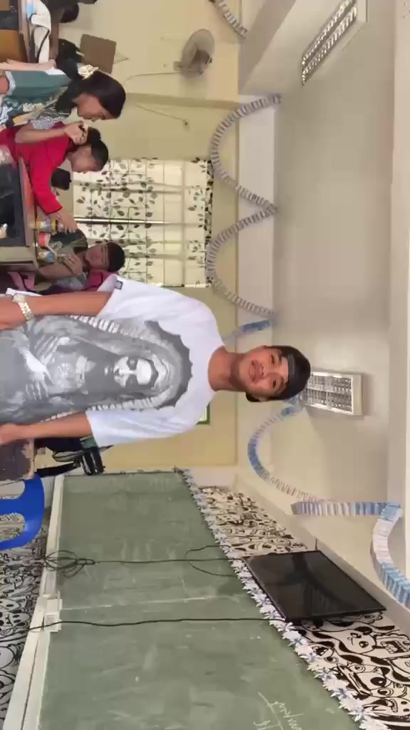 @it's_ur_bf_gelong