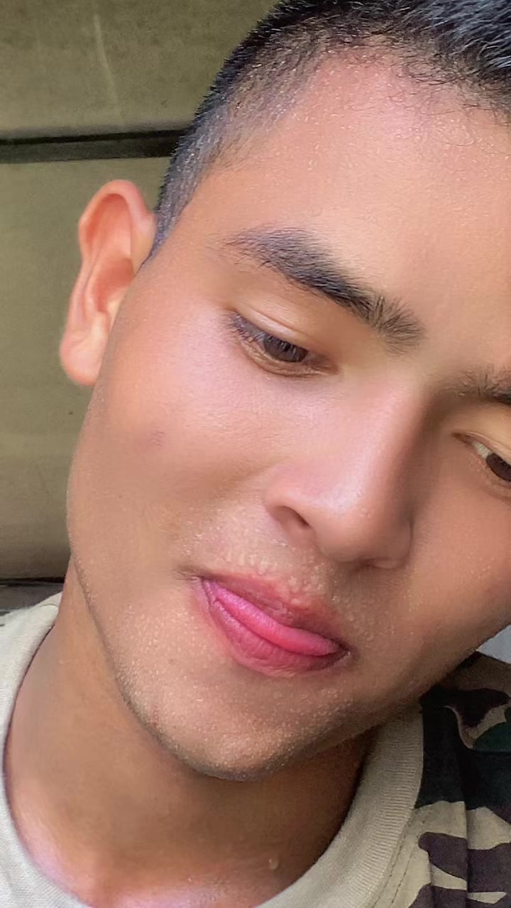 @LAHUREY BOY 🥷