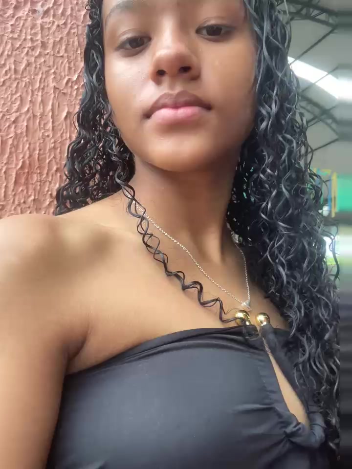 @Thayla💘