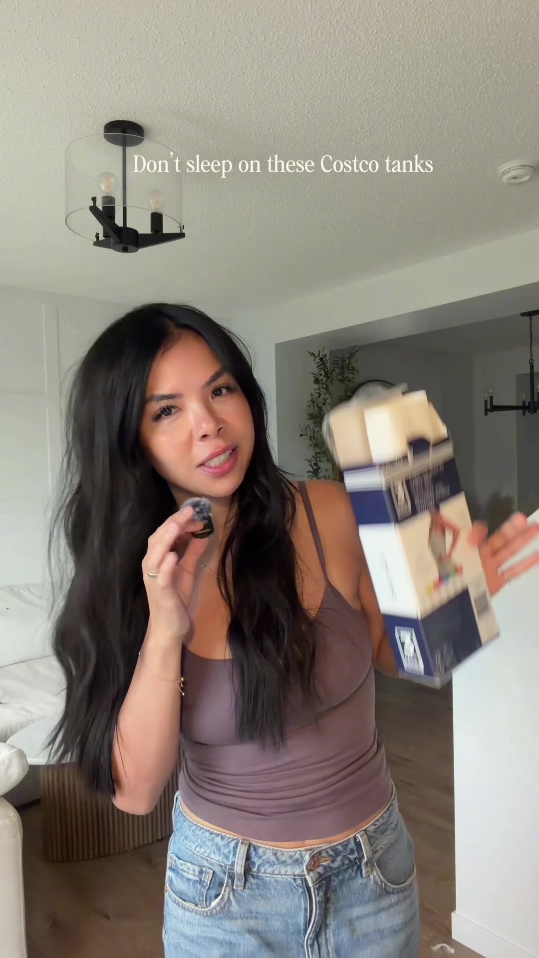 @Ana ~ YEG Content Creator