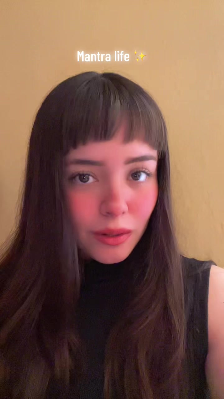 @Danielaaa