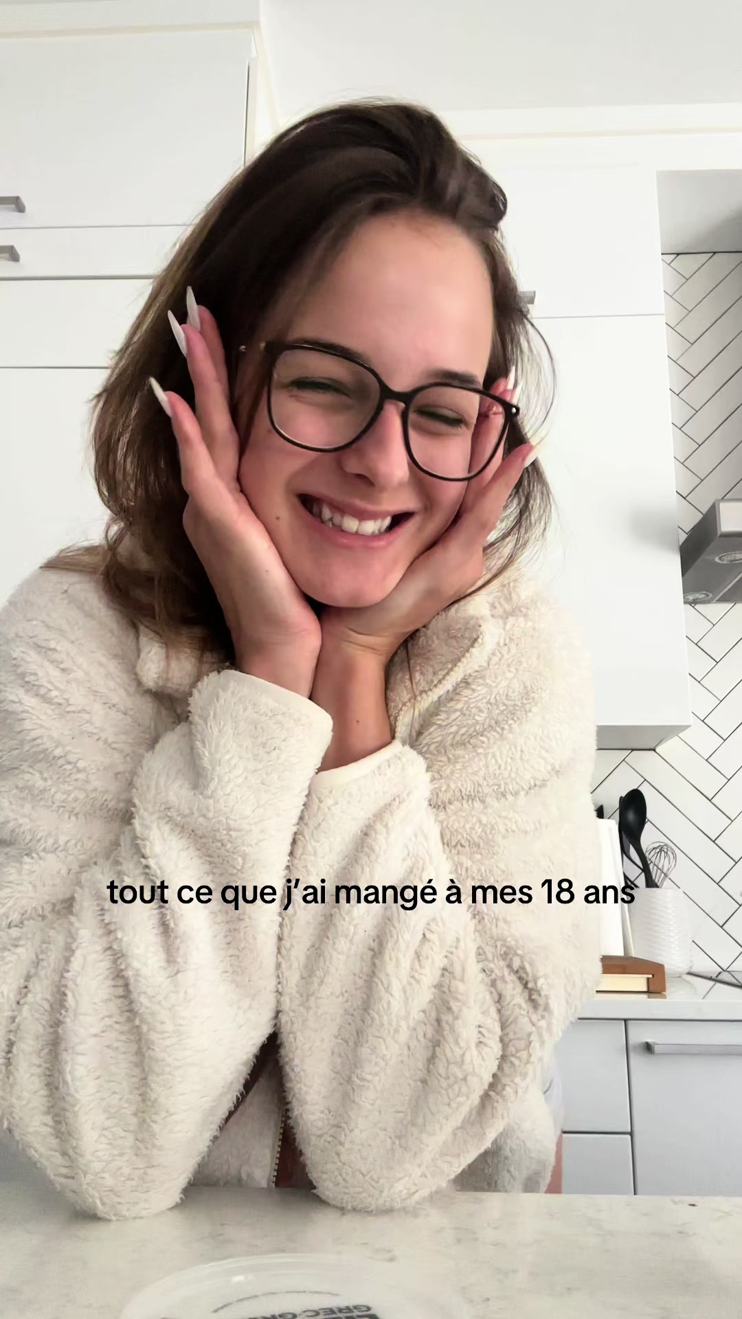@thaysa