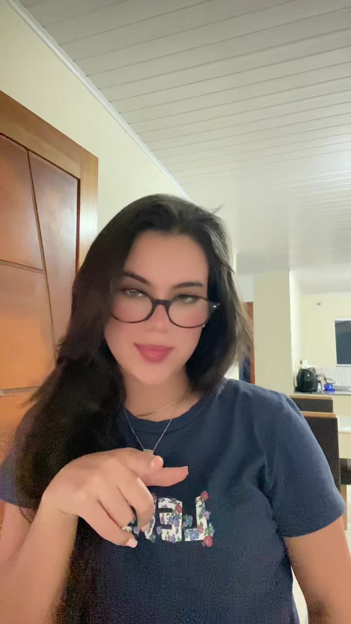 @Eloiza🤭