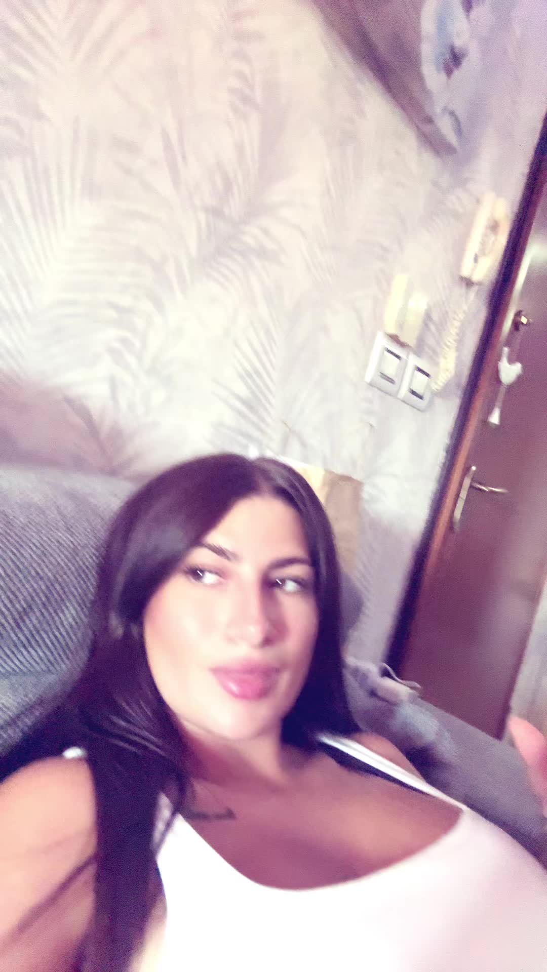 @simonaapetrarca_