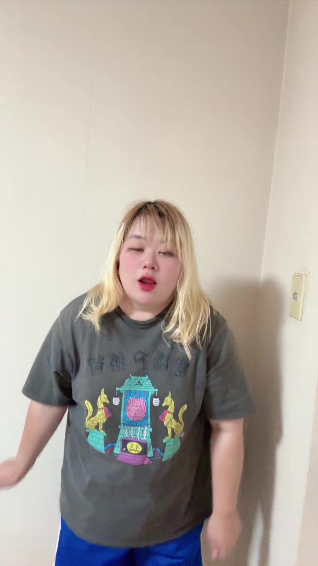 @くろろ