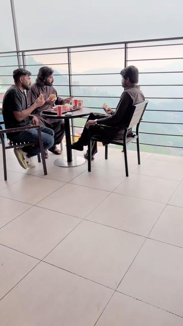 @AwaisAli(مياڻو)