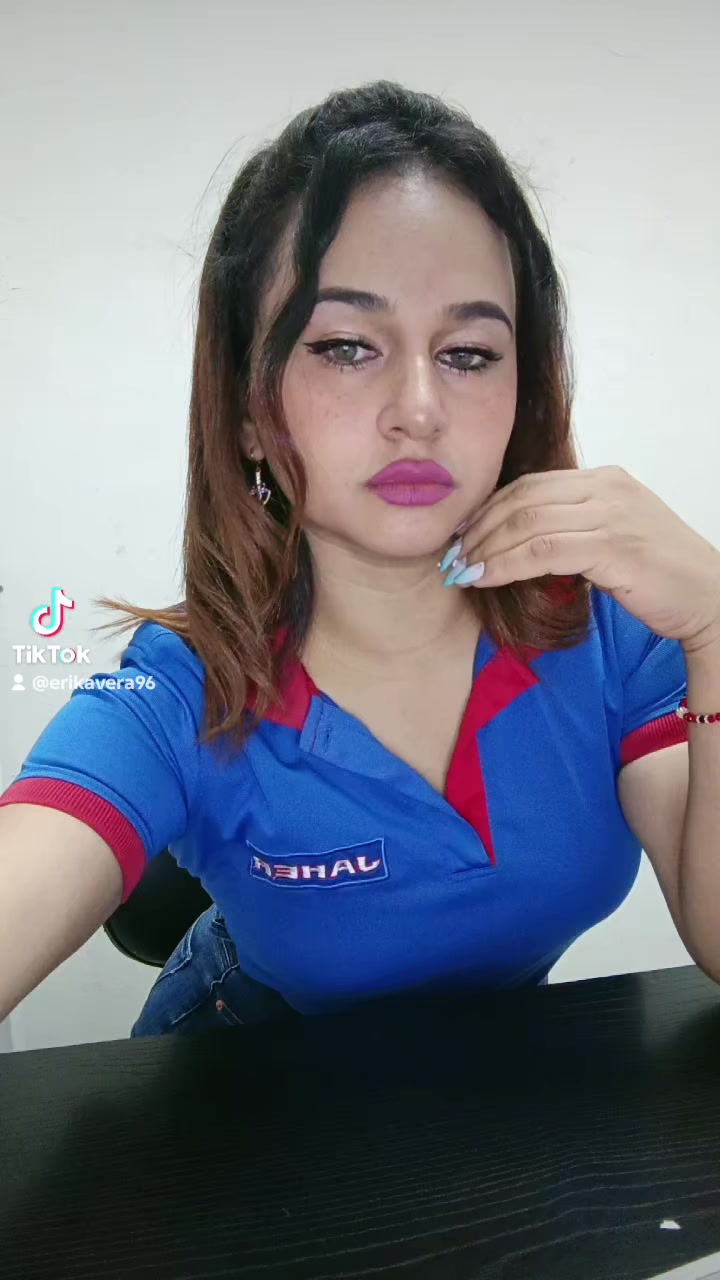 @ErikaVera