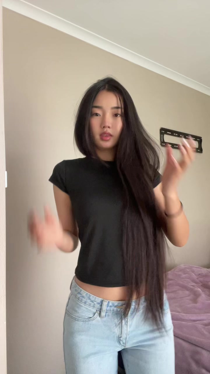 @><