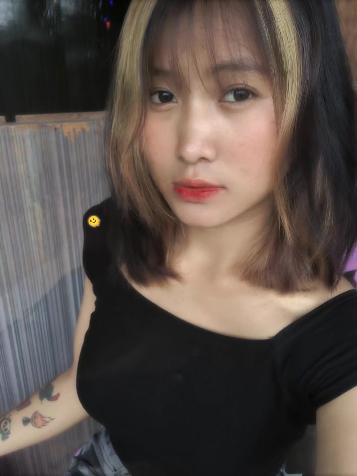 @😽သဇင်💜
