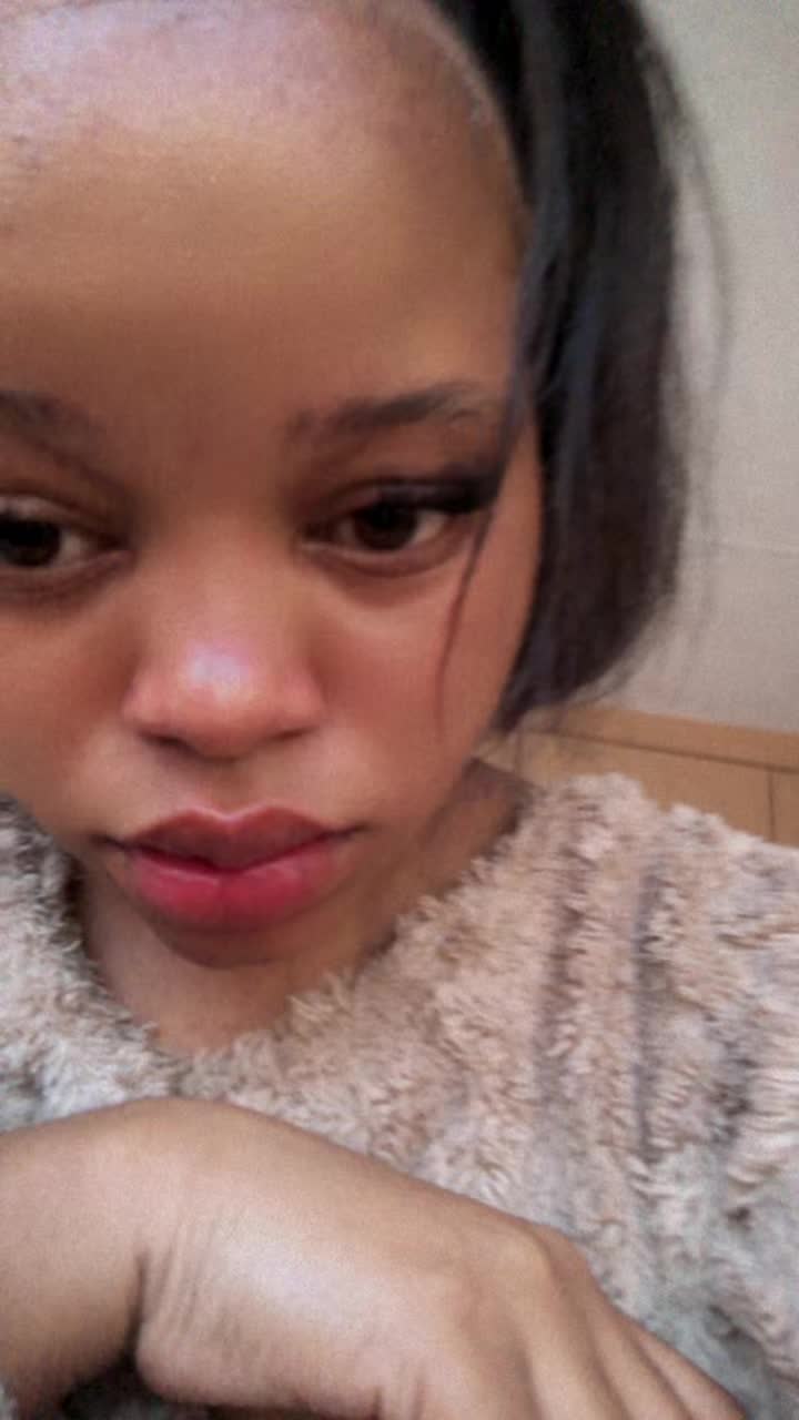 @MphoMokoena