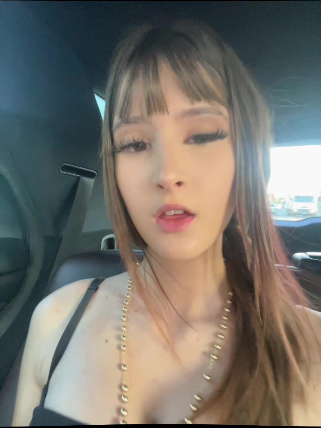 @🍬