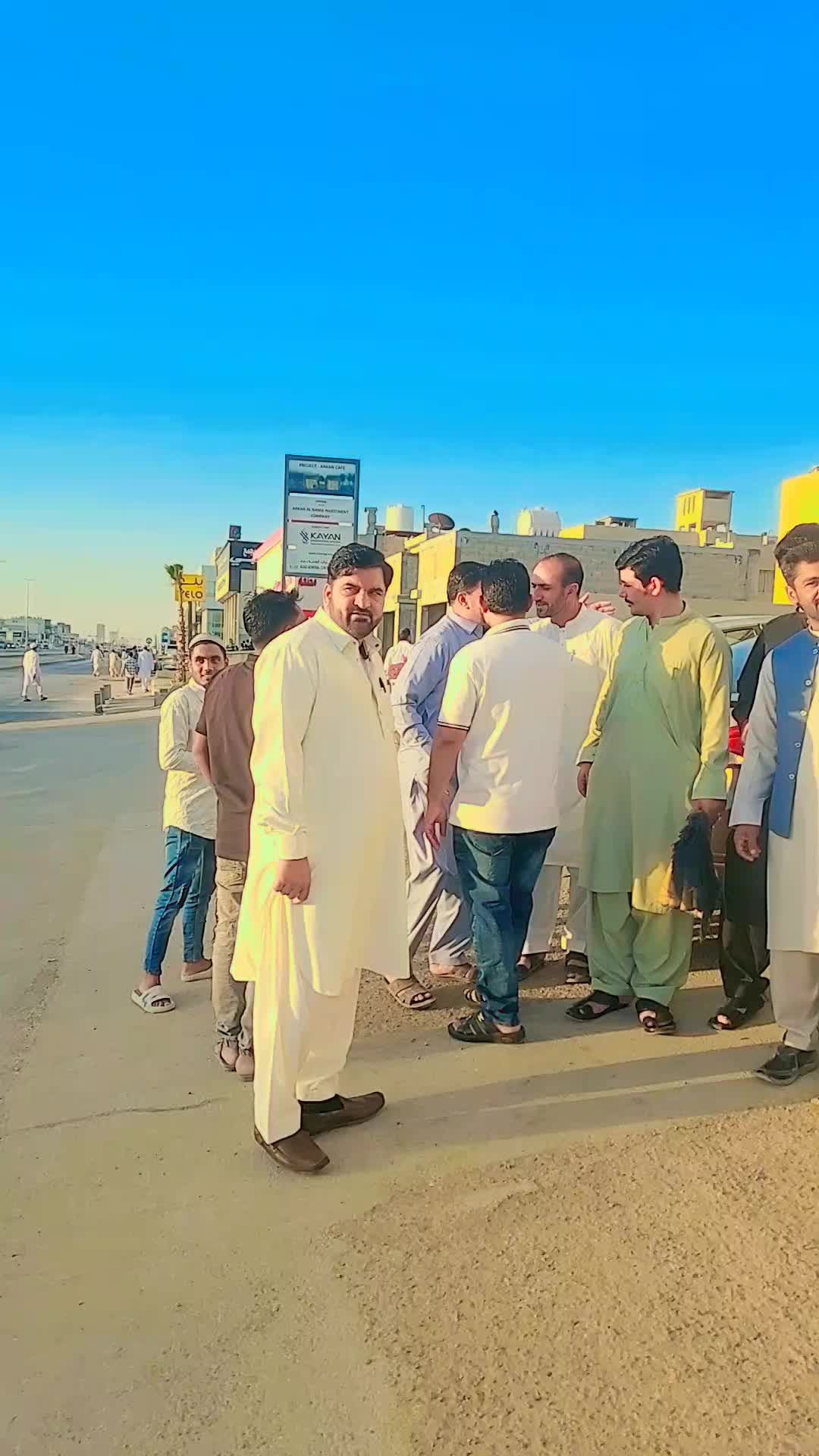 @اورنگـــــــزیب 🚩