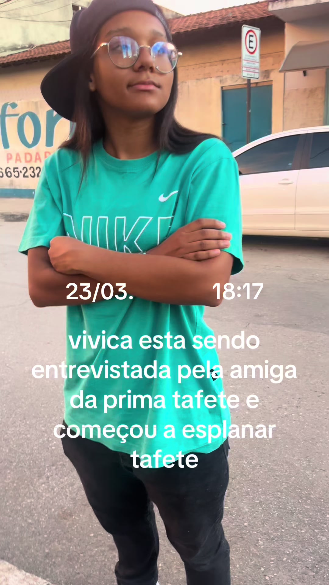 @o que vivica está fazendo??